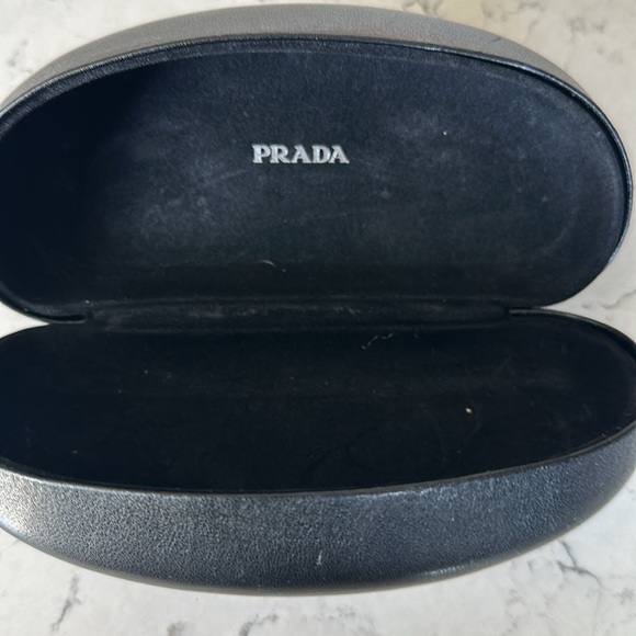 Prada - brown women’s sunglasses with case. - Picture 8 of 10